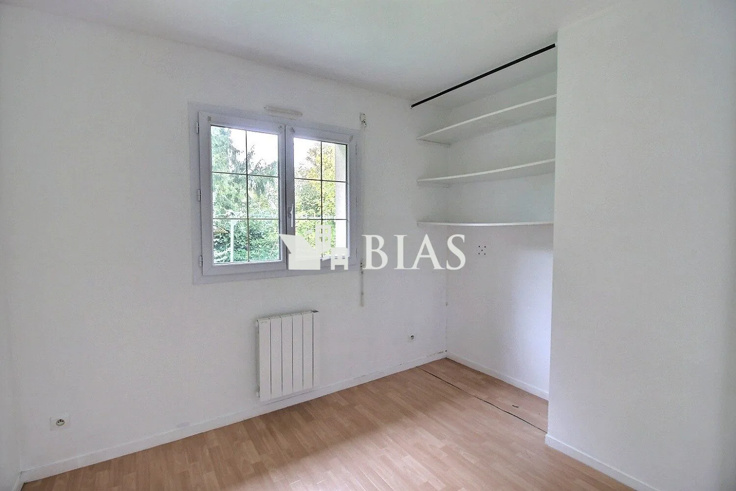 Maison de plain-pied à Bias Elbeuf – 3 chambres, garage, secteur recherché 