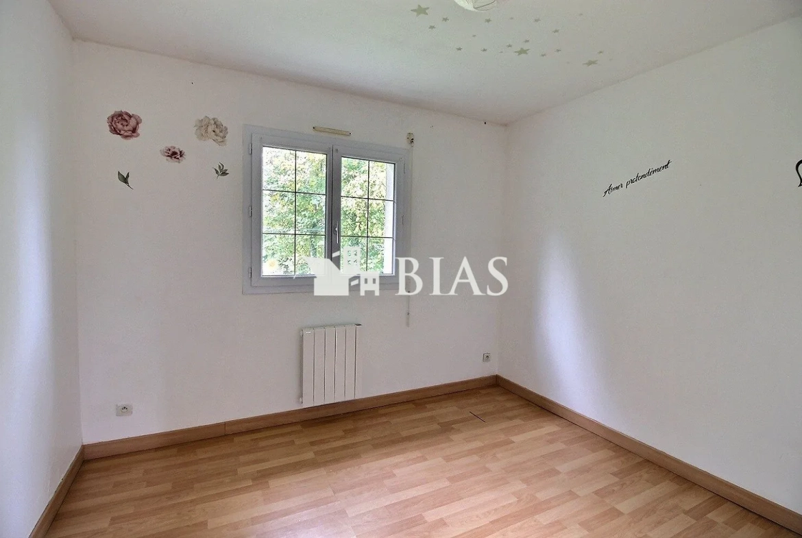 Maison de plain-pied à Bias Elbeuf – 3 chambres, garage, secteur recherché 