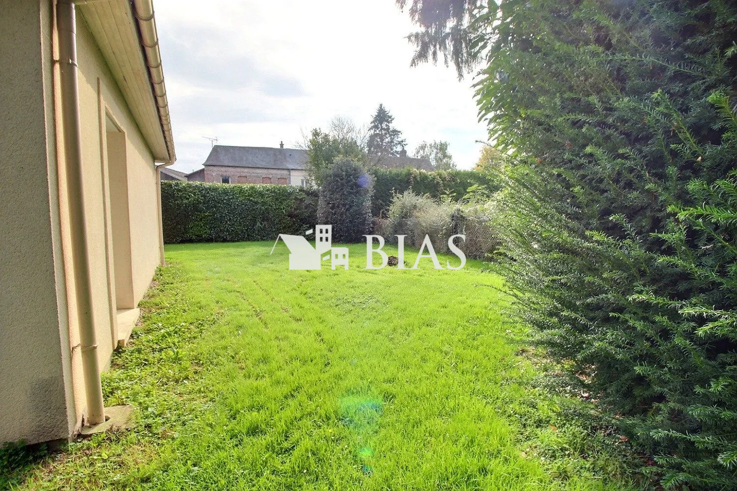 Maison de plain-pied à Bias Elbeuf – 3 chambres, garage, secteur recherché 
