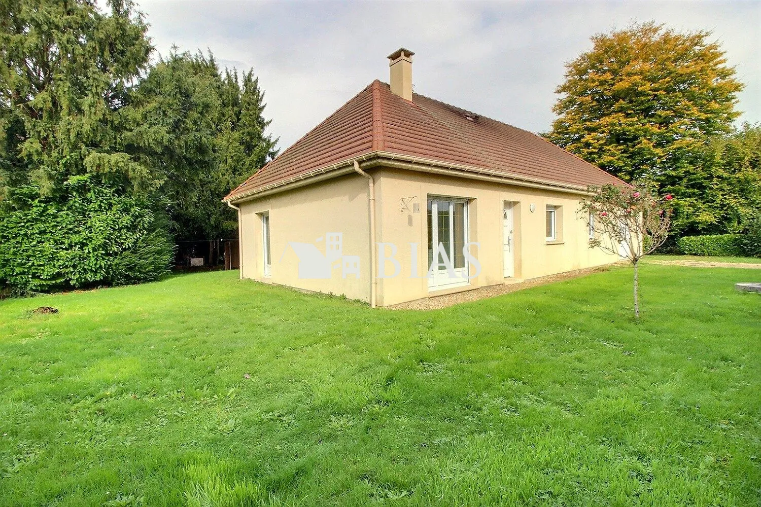 Maison de plain-pied à Bias Elbeuf – 3 chambres, garage, secteur recherché 