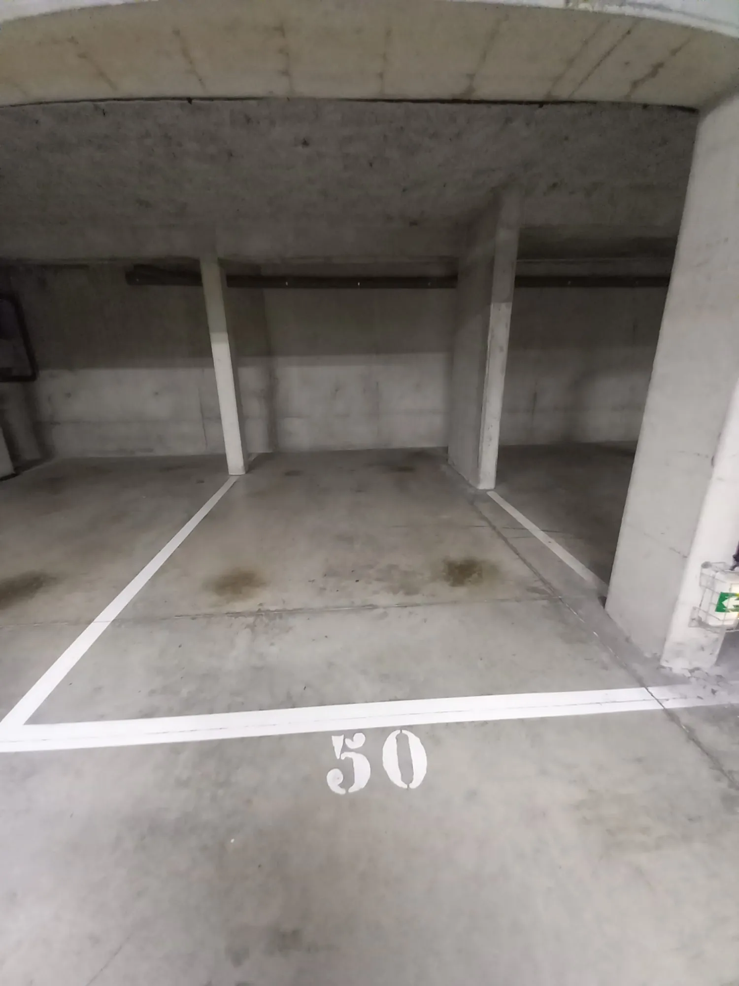 Appartement T2 de 44 m² avec terrasse à Colomiers, parking, résidence calme 