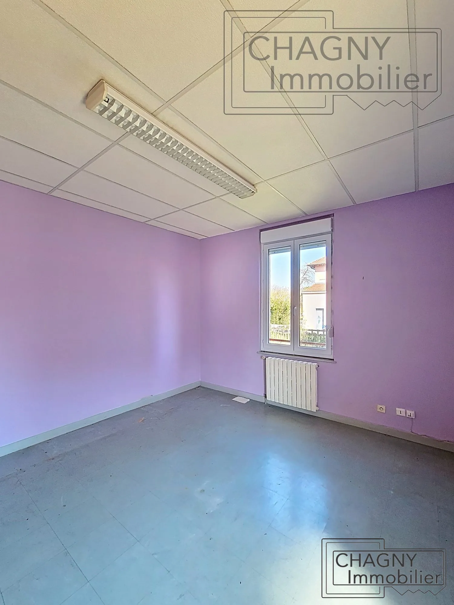 Immeuble à vendre à Gueugnon avec potentiel de location et travaux à prévoir 