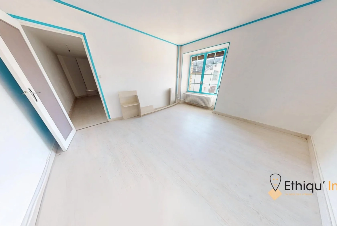 Maison familiale de 170m² avec garage et cour intime à Colombé-la-Fosse 