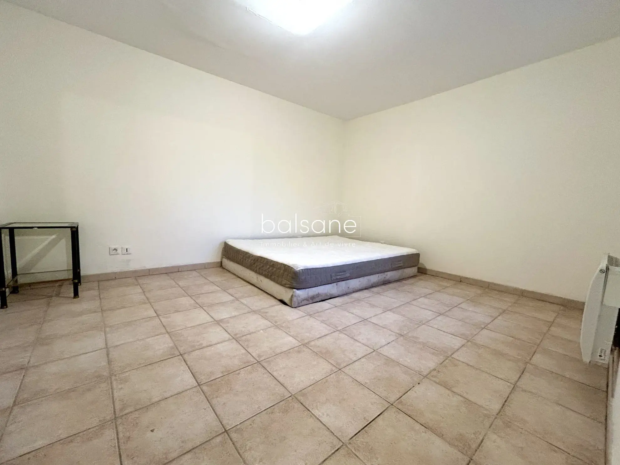 À vendre appartement de 53 m² avec accès privatif à Radepont 