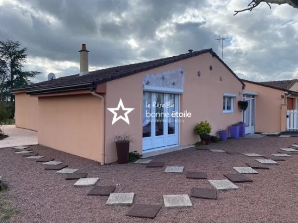 Maison individuelle de plain-pied à Bonne Étoile avec terrasse et garage