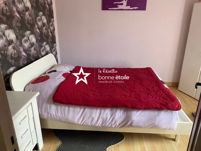 Maison individuelle de plain-pied à Bonne Étoile avec terrasse et garage 