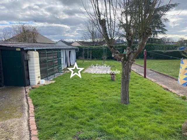 Maison individuelle de plain-pied à Bonne Étoile avec terrasse et garage 