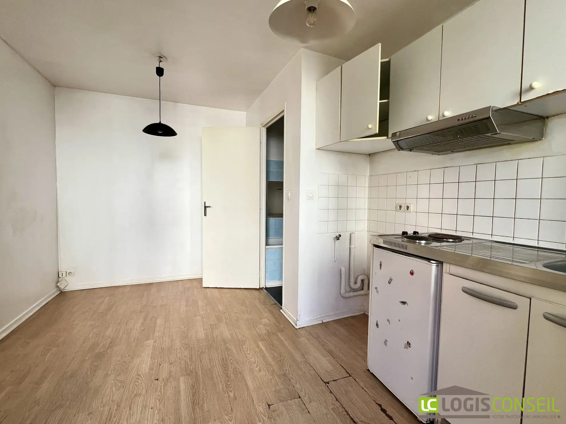 Appartement à Bourg-la-Reine, 1 chambre, à rénover dans un quartier prisé 
