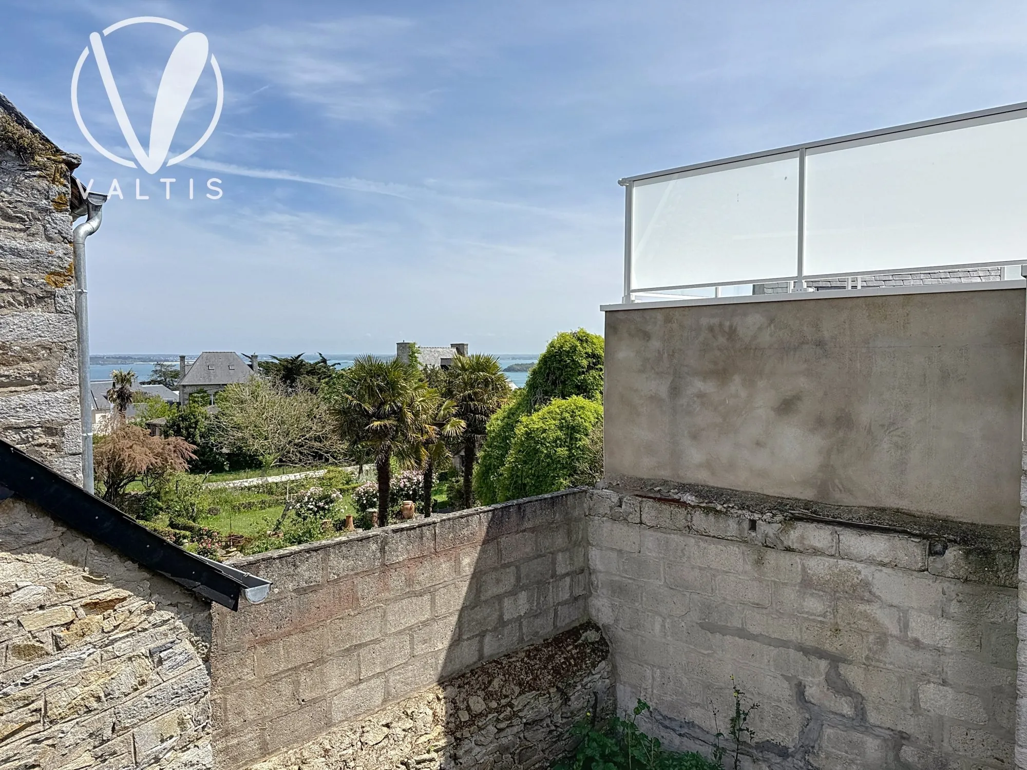 Maison à rénover de 40 m² à Saint-Cast-le-Guildo, proche plage et port 