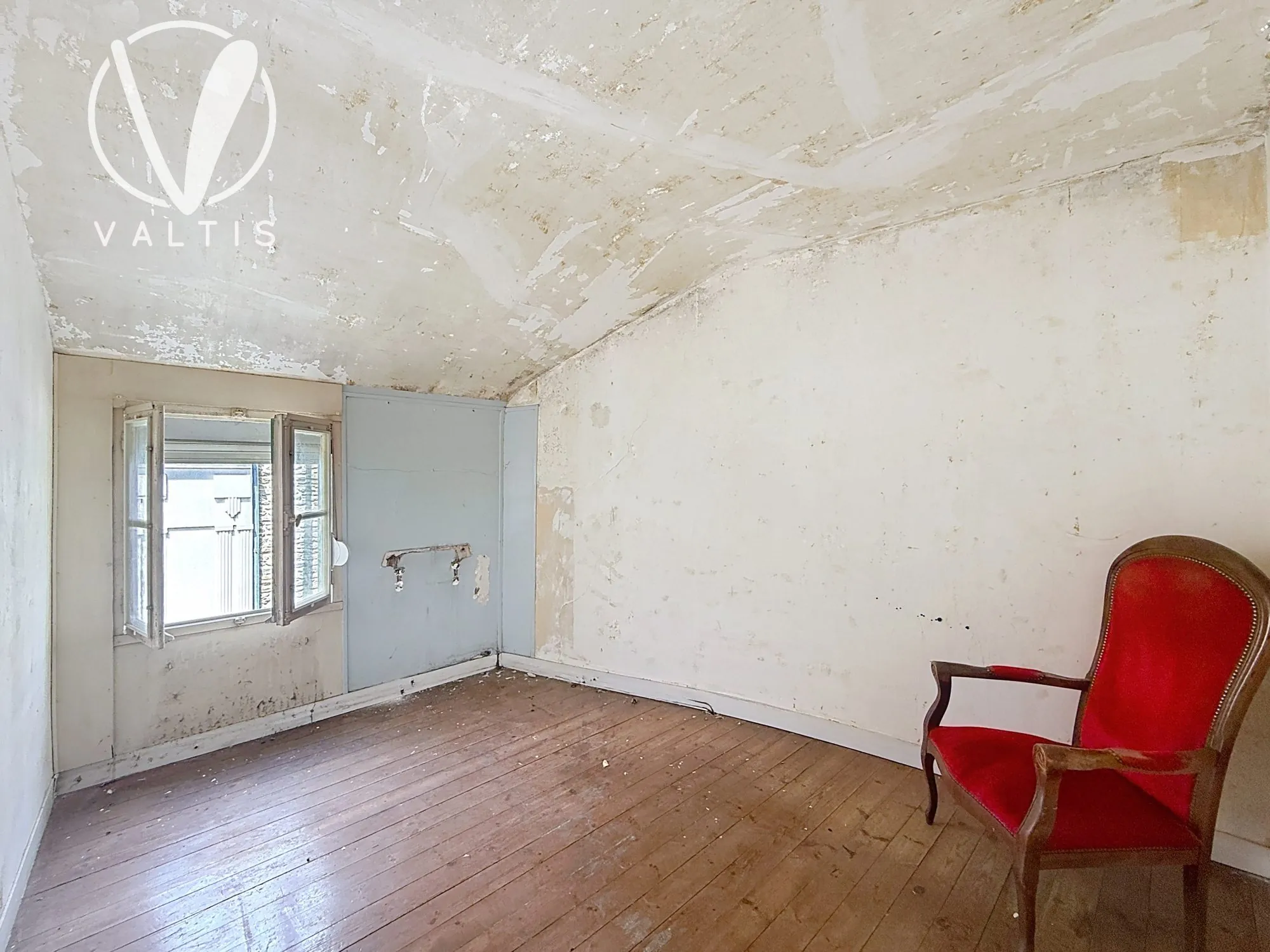 Maison à rénover de 40 m² à Saint-Cast-le-Guildo, proche plage et port 