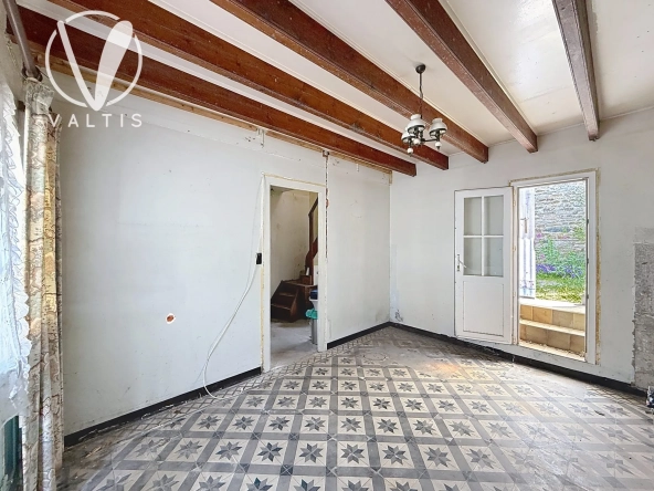 Maison à rénover de 40 m² à Saint-Cast-le-Guildo, proche plage et port