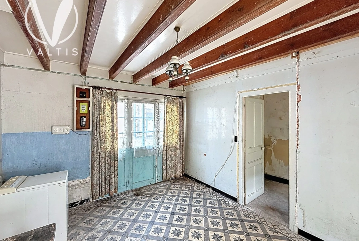 Maison à rénover de 40 m² à Saint-Cast-le-Guildo, proche plage et port 