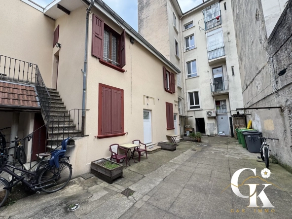 Charmants studios meublés à Grenoble, parfaits pour investissement ou résidence au cœur de la ville