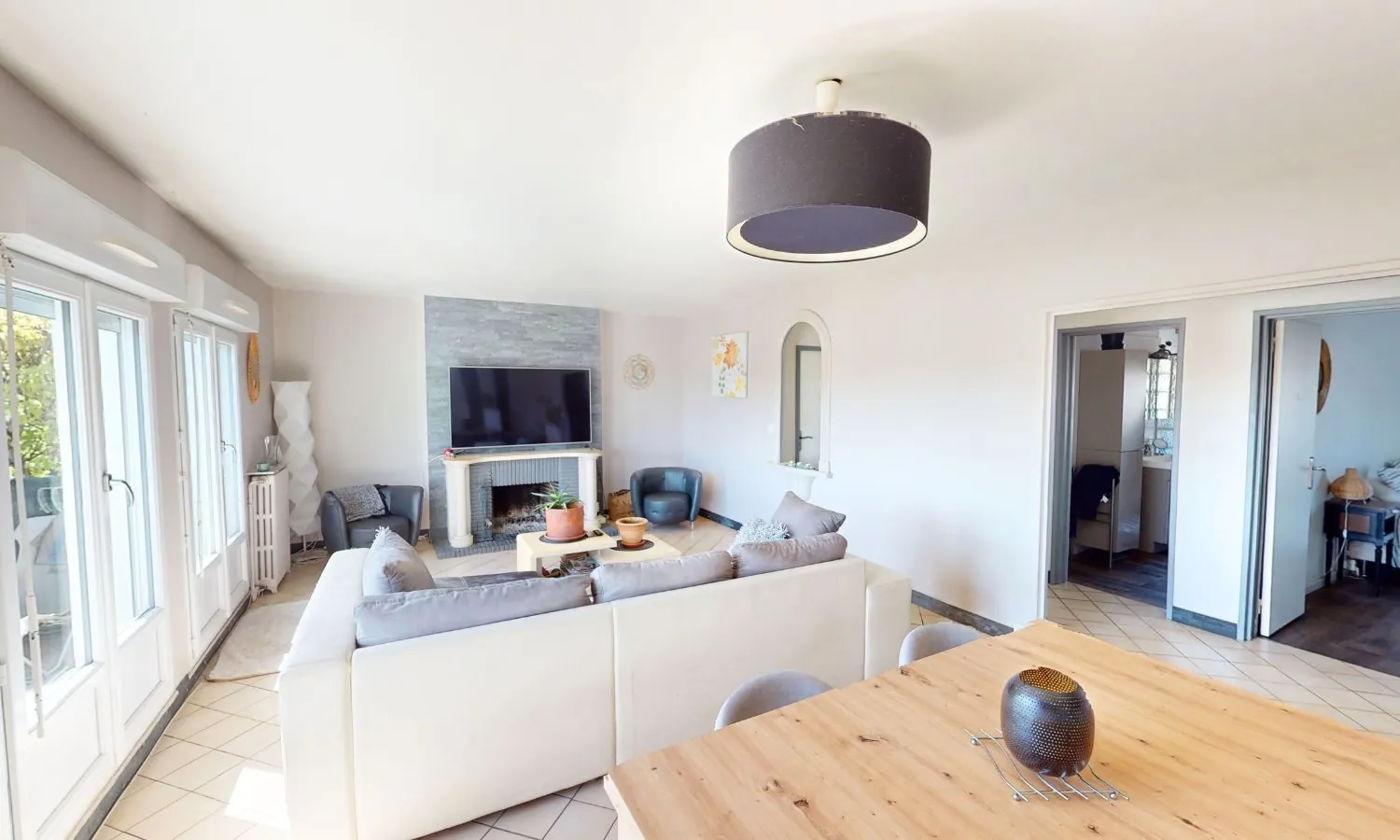 Magnifique duplex de 166,89 m² à Saint-Jean-de-la-Ruelle avec parking et cave 