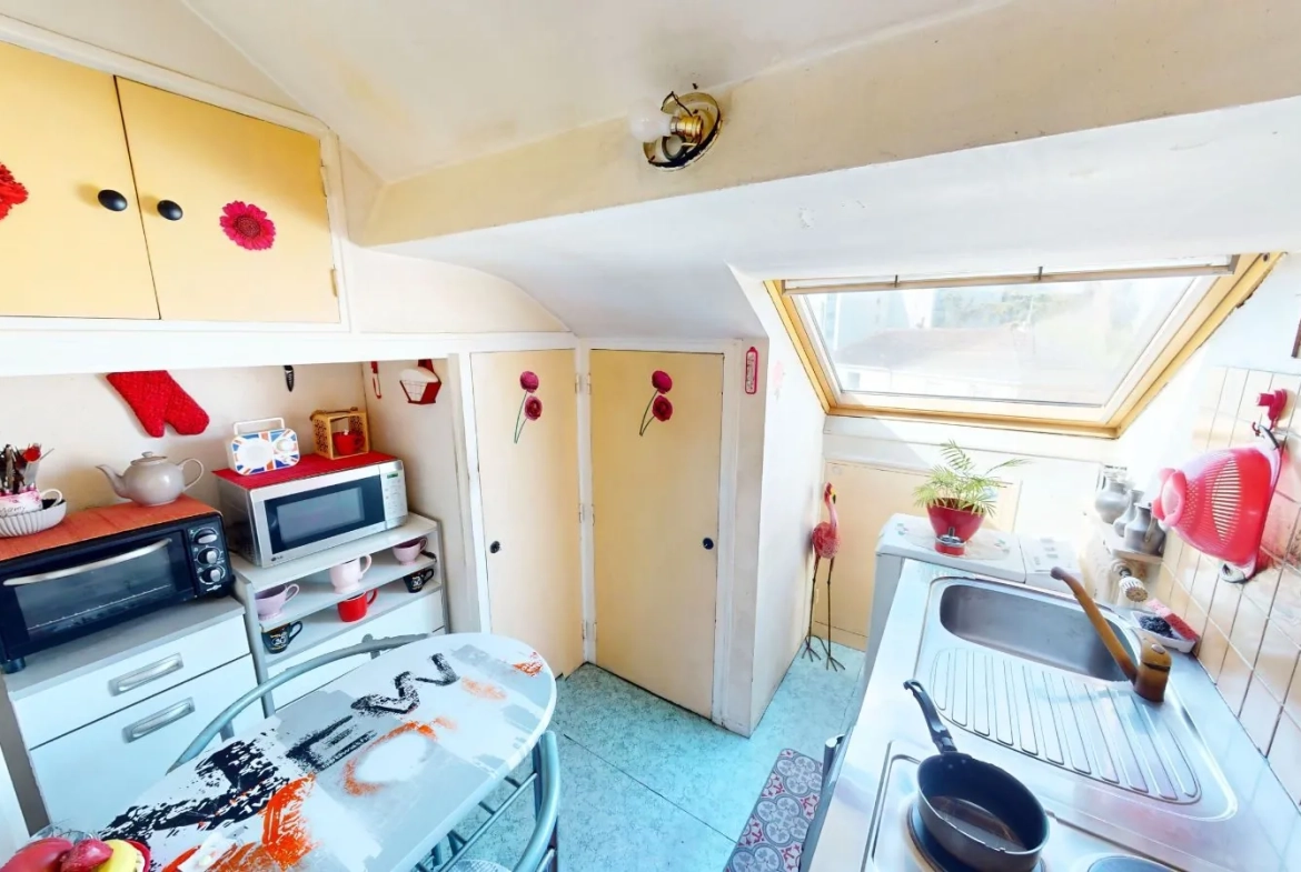 Magnifique duplex de 166,89 m² à Saint-Jean-de-la-Ruelle avec parking et cave 
