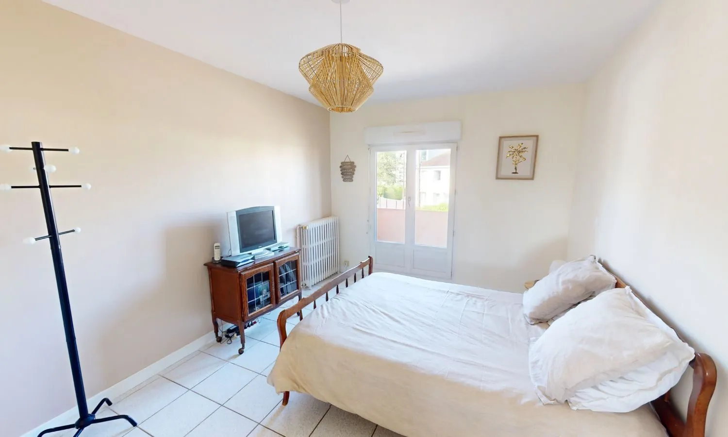 Magnifique duplex de 166,89 m² à Saint-Jean-de-la-Ruelle avec parking et cave 
