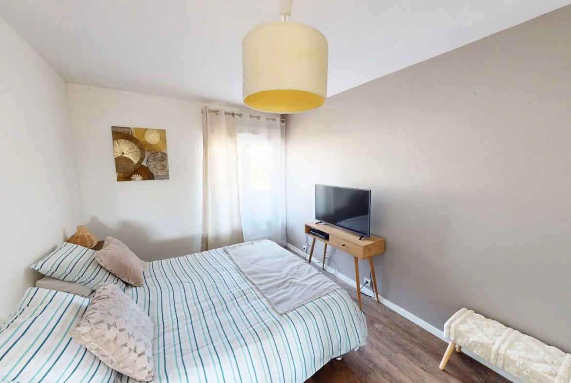 Magnifique duplex de 166,89 m² à Saint-Jean-de-la-Ruelle avec parking et cave 