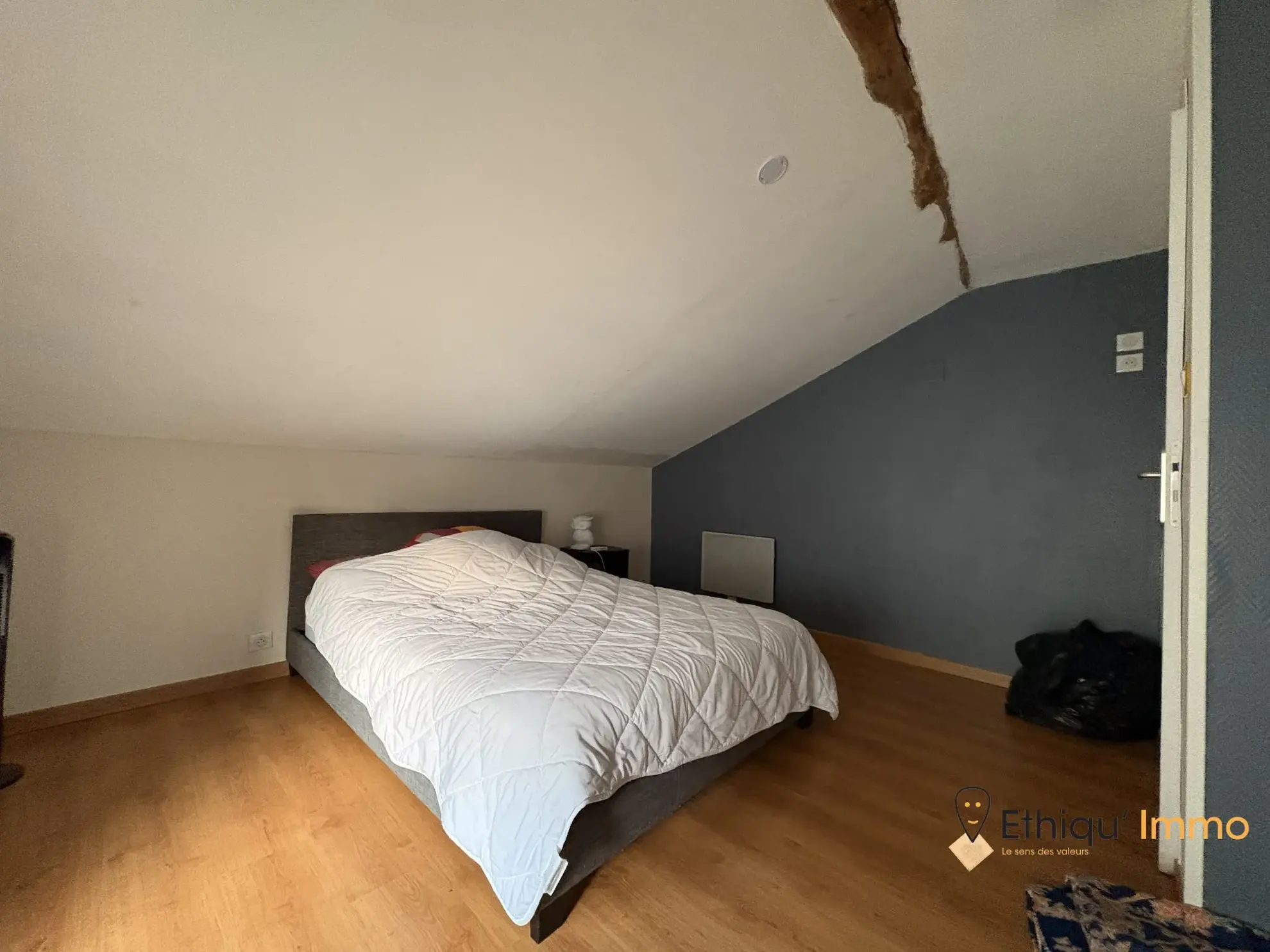 Maison de village à Arrentières – Rénovée, 3 chambres, cour, court délai de disponibilité 