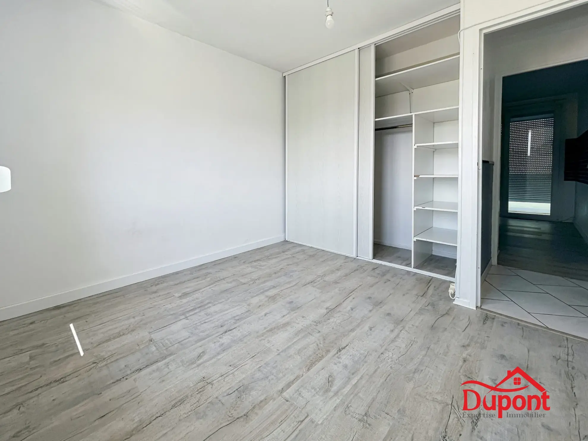 Appartement 2 chambres avec balcon et cave à Saint Quentin - Quartier Remicourt 
