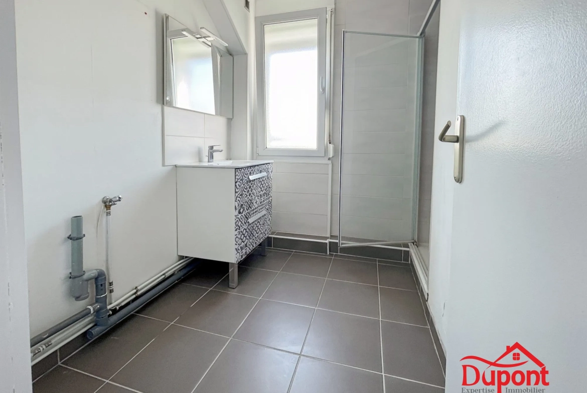 Appartement 2 chambres avec balcon et cave à Saint Quentin - Quartier Remicourt 