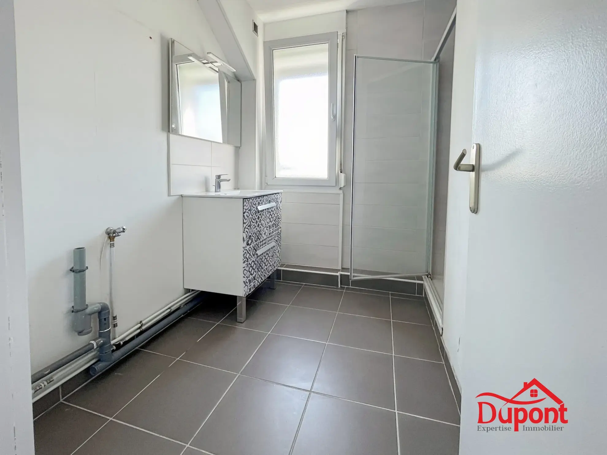 Appartement 2 chambres avec balcon et cave à Saint Quentin - Quartier Remicourt 