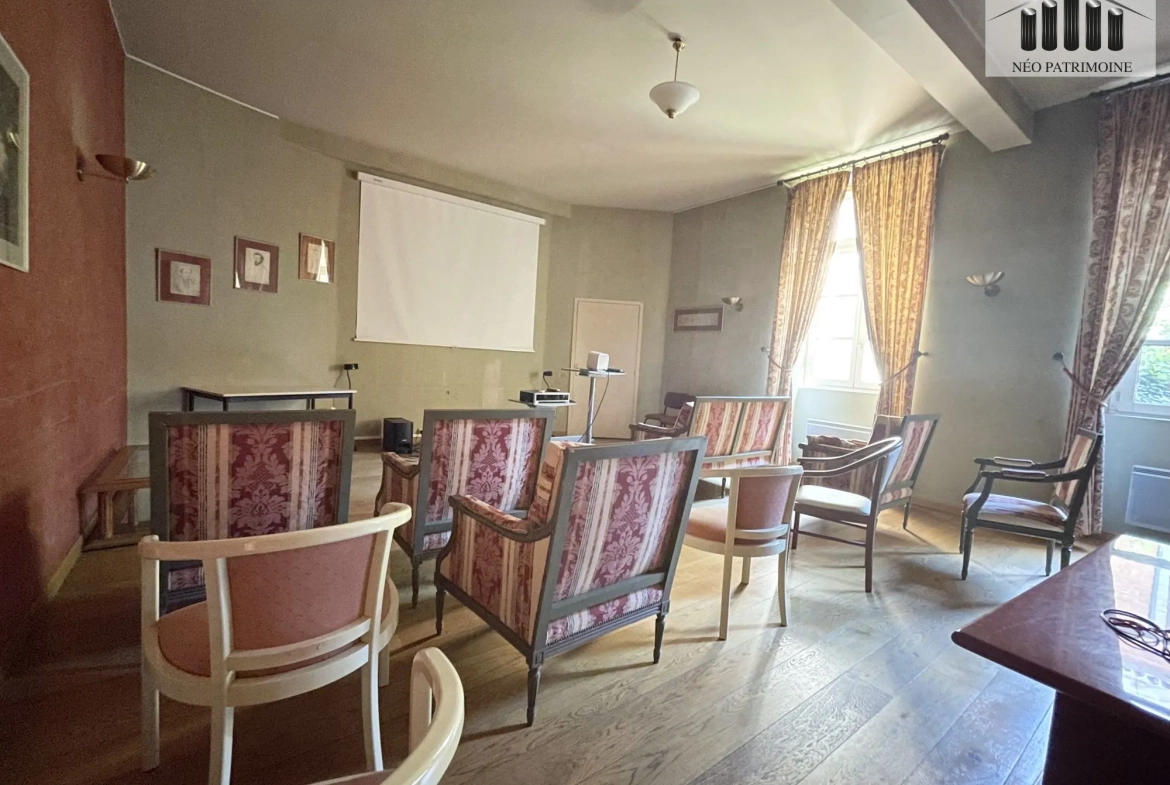 SALON COMMUN Appartement T1 pour seniors dans résidence de standing à Toulouse 