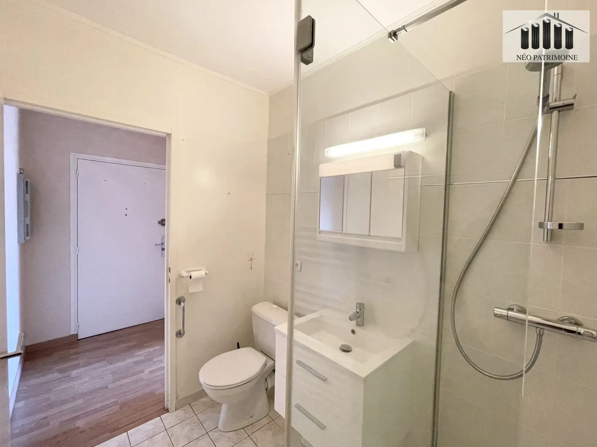 Salle d'eau Appartement T1 pour seniors dans résidence de standing à Toulouse 