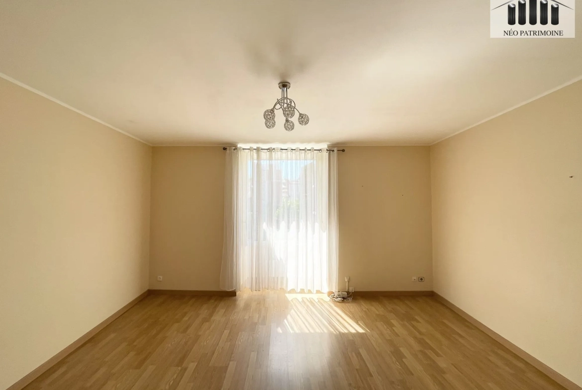 STUDIO  Appartement T1 pour seniors dans résidence de standing à Toulouse 