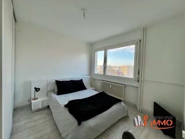 Appartement T3 rénové avec balcon à Saint-Étienne 42100 