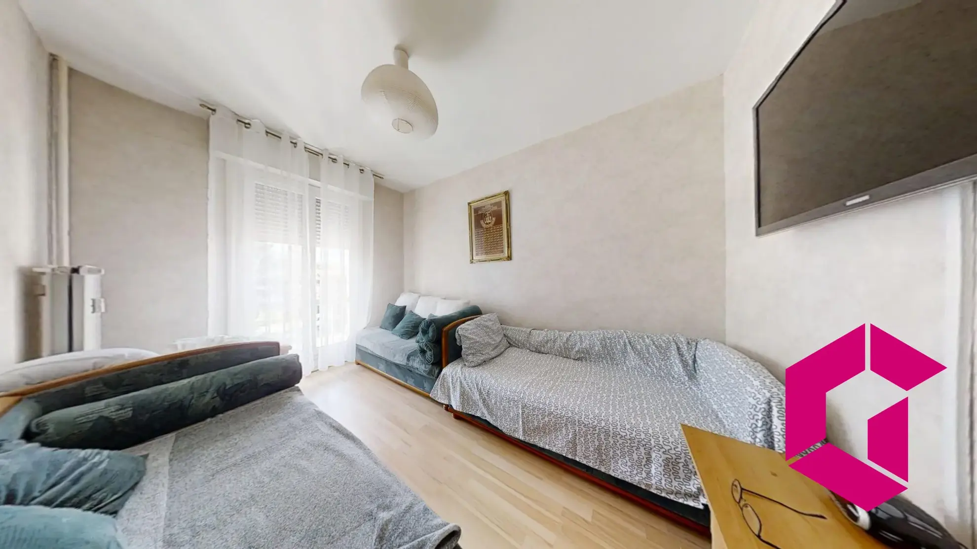 Vente appartement 96 m² avec balcon et parking à Saint-Étienne 