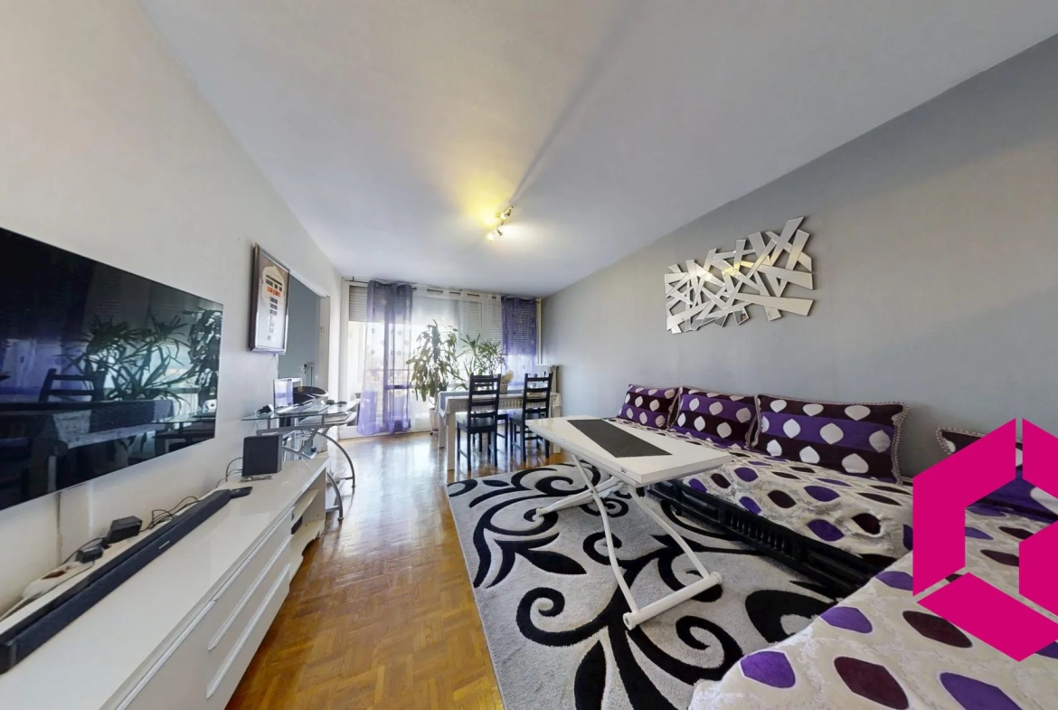 Vente appartement 96 m² avec balcon et parking à Saint-Étienne 
