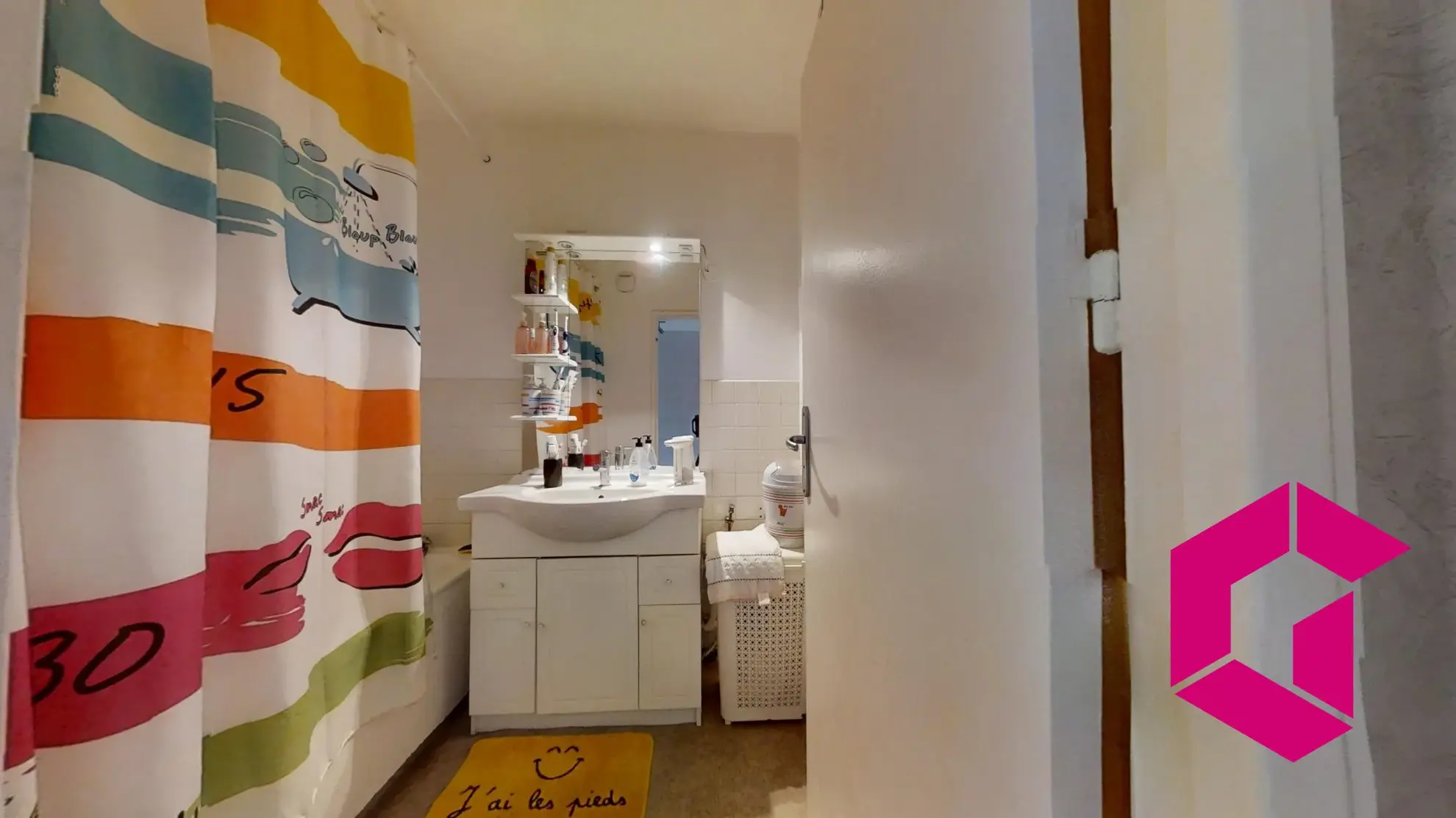 Vente appartement 96 m² avec balcon et parking à Saint-Étienne 