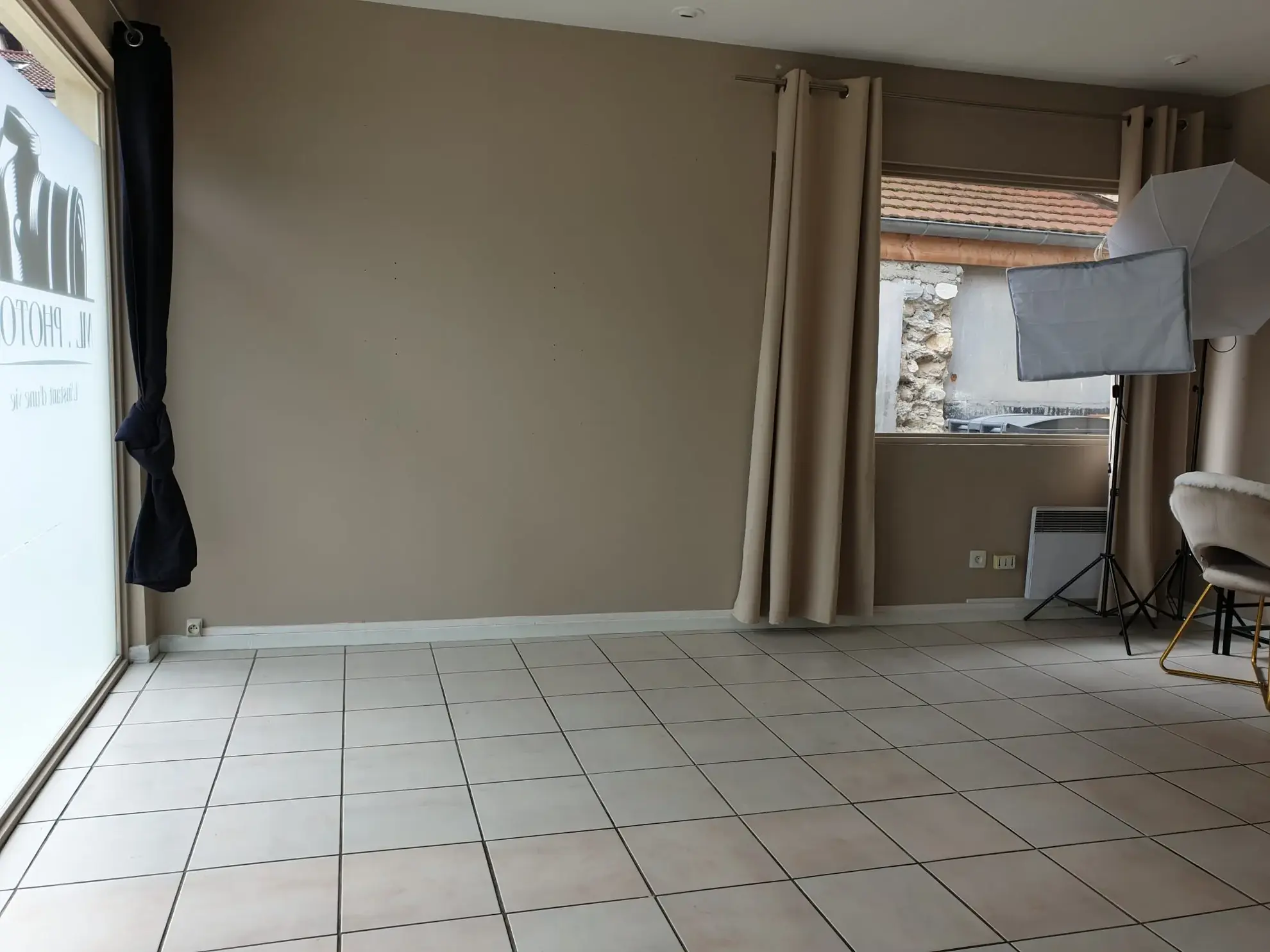 A Vendre Fonds de Commerce - Droit au Bail à Voiron 45 m² 