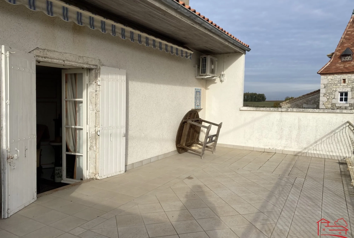 Maison 4 pièces avec terrasse et grand terrain à Blaymont 