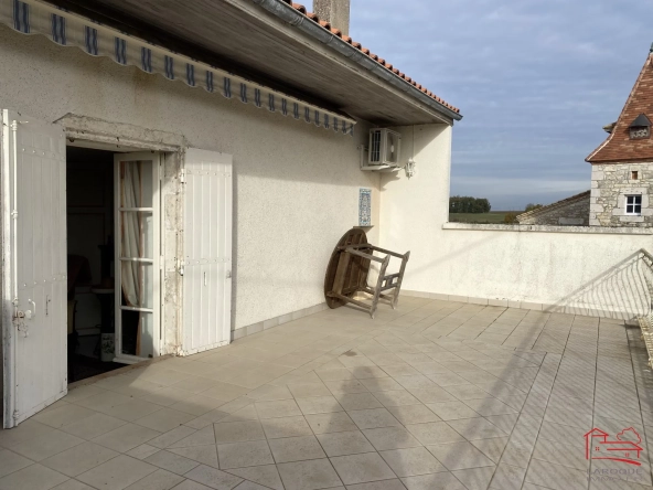Maison 4 pièces avec terrasse et grand terrain à Blaymont