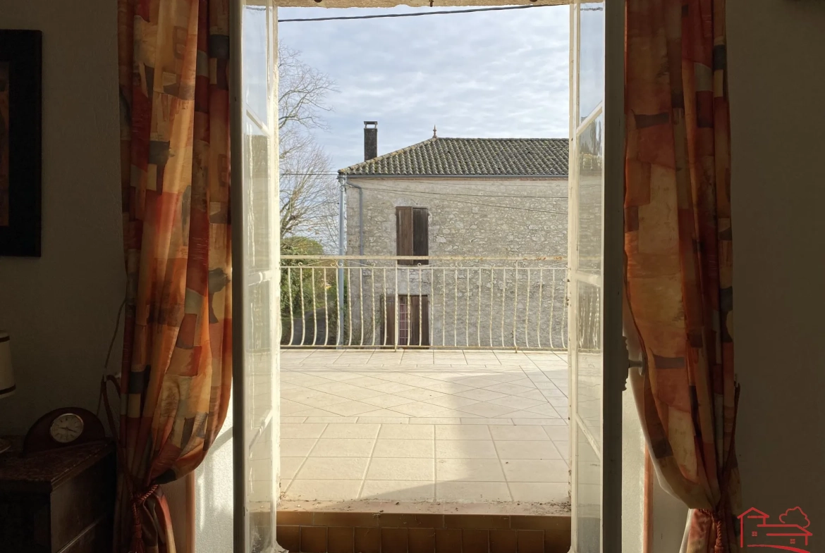 Maison 4 pièces avec terrasse et grand terrain à Blaymont 