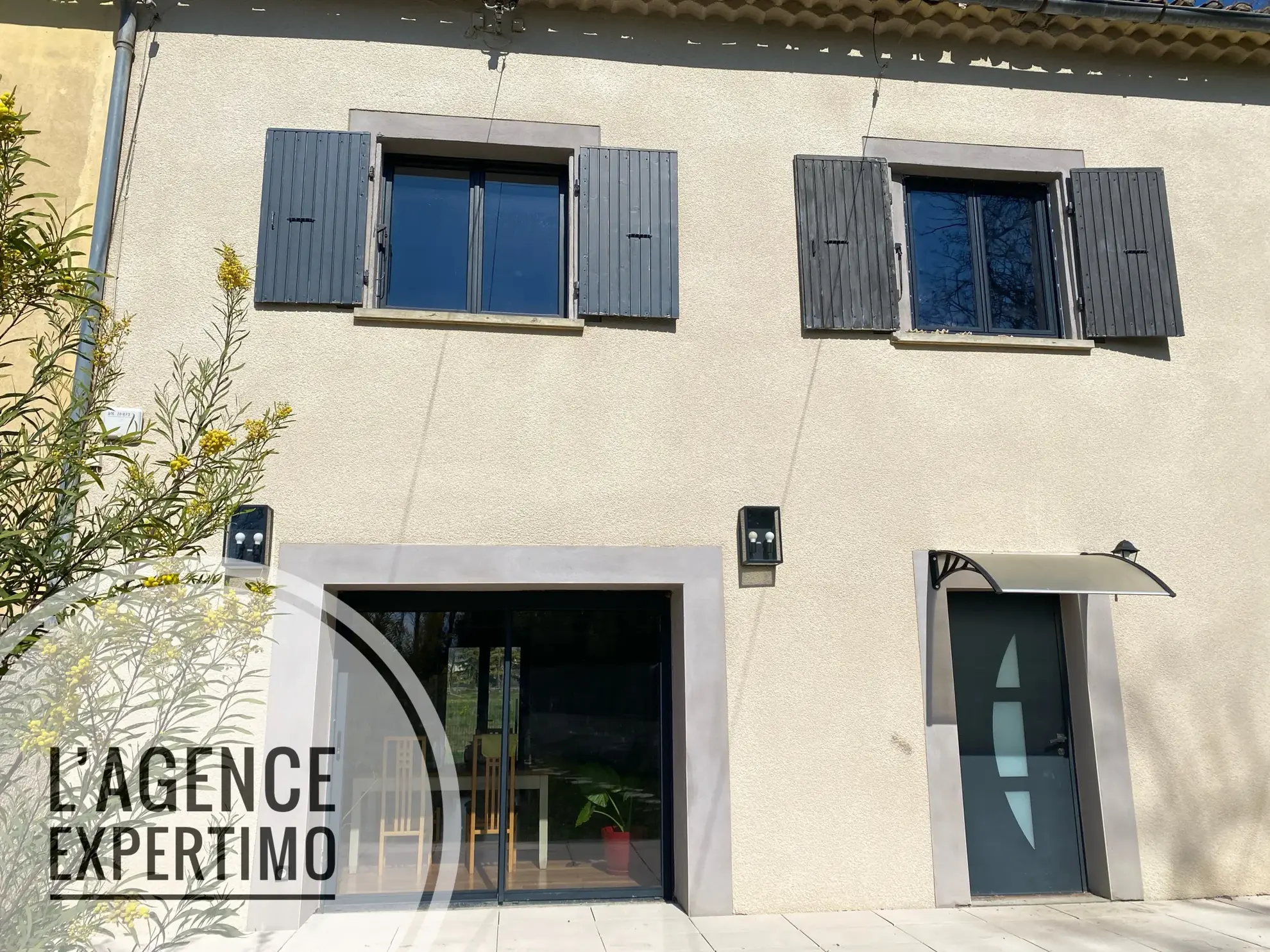 Belle maison à Bollène proche du centre-ville avec terrasse et 3 chambres 