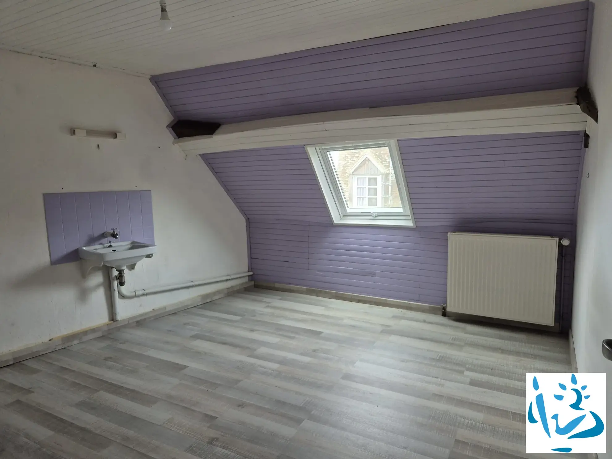 Maison ancienne à vendre à Mortagne-au-Perche dans un hameau calme de 3 chambres 