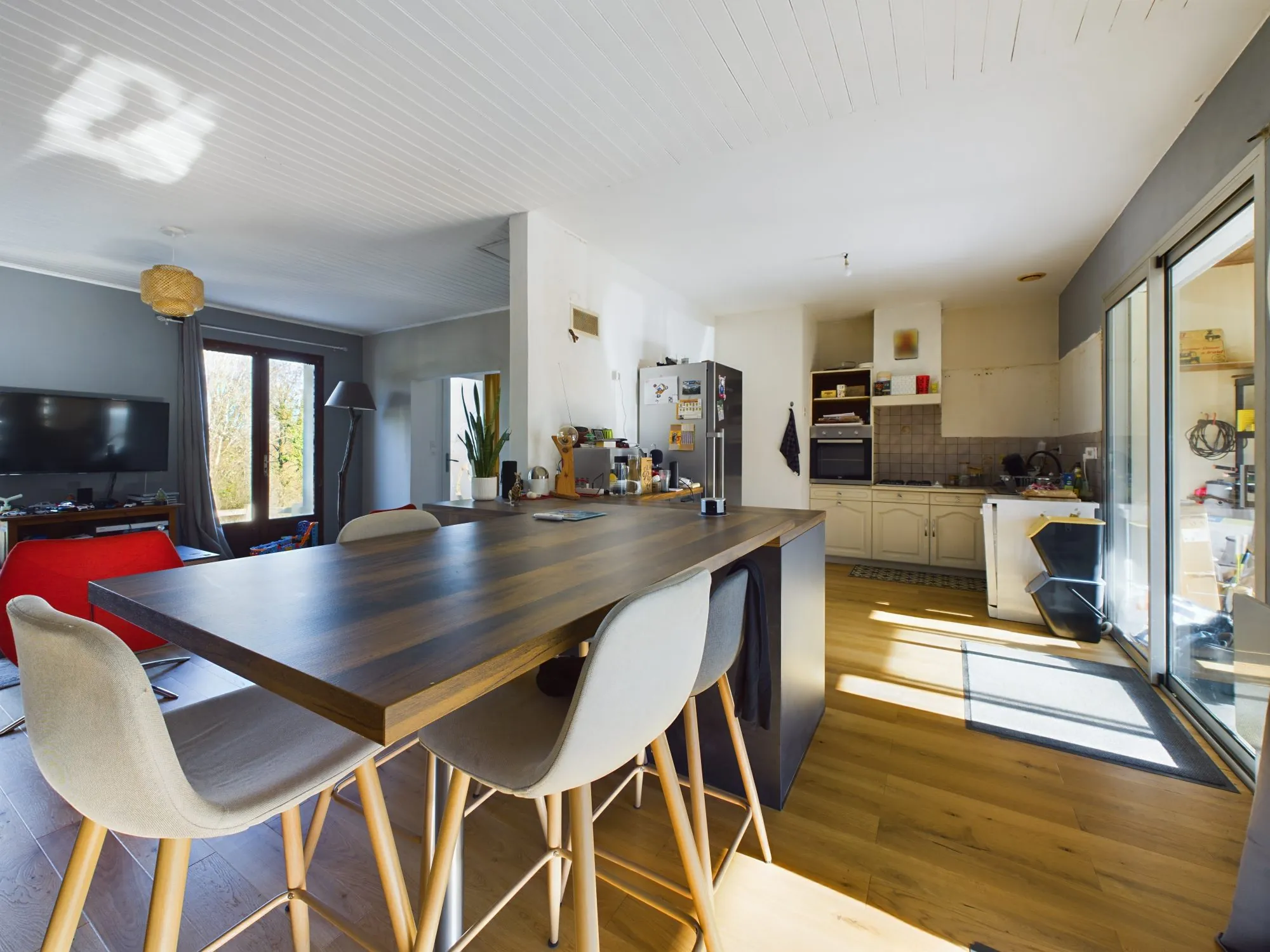 À vendre maison à Sérigné 129 m² avec jardin, garage et 4 chambres 