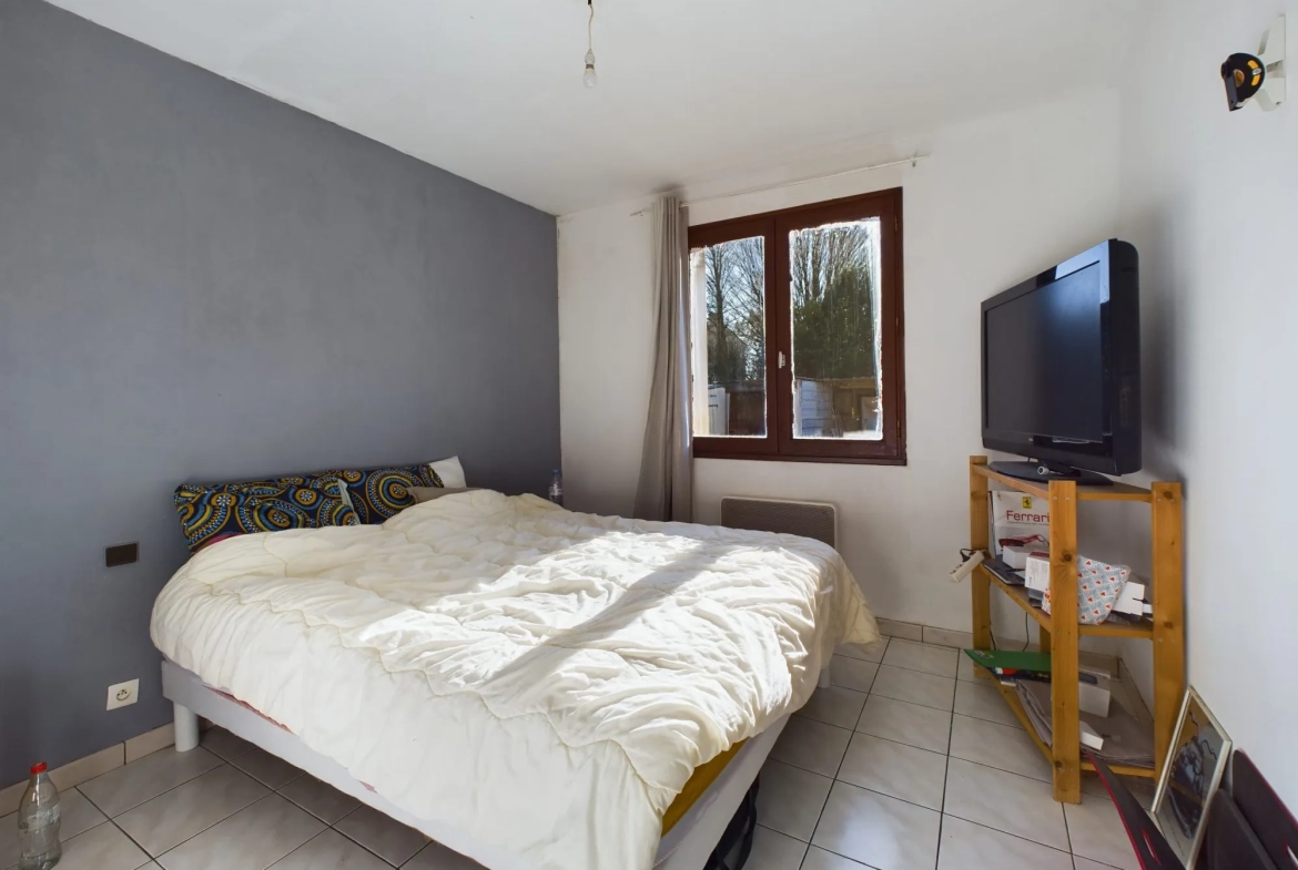 À vendre maison à Sérigné 129 m² avec jardin, garage et 4 chambres 