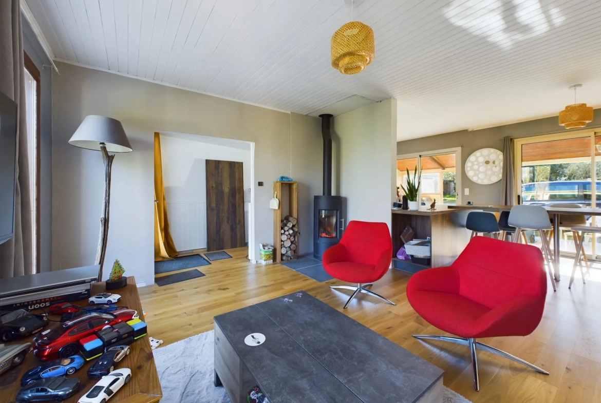 À vendre maison à Sérigné 129 m² avec jardin, garage et 4 chambres 
