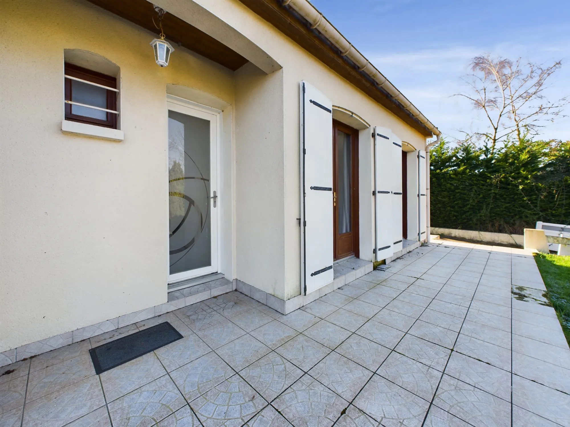 À vendre maison à Sérigné 129 m² avec jardin, garage et 4 chambres 