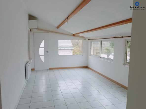 Maison à vendre à Montlouis-sur-Loire - 73,5 m² avec jardin et dépendance
