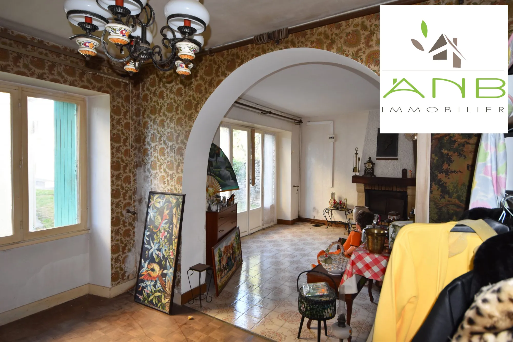 Ensemble immobilier à vendre à Verteuil-sur-Charente – Maison à rénover avec terrain et vue 