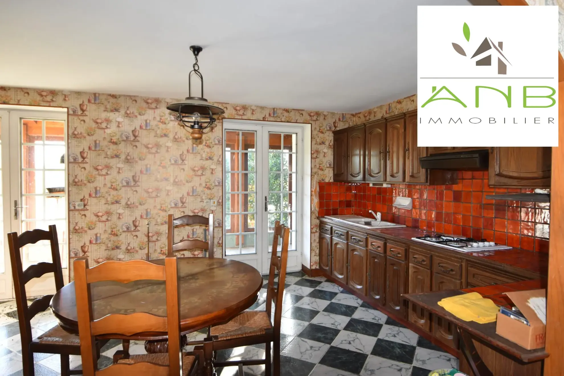 Ensemble immobilier à vendre à Verteuil-sur-Charente – Maison à rénover avec terrain et vue 