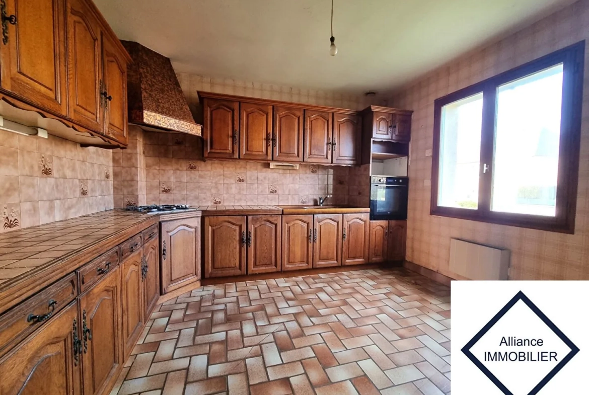 Maison familiale de 106 m² avec terrain ensoleillé à Gaël proche commodités 