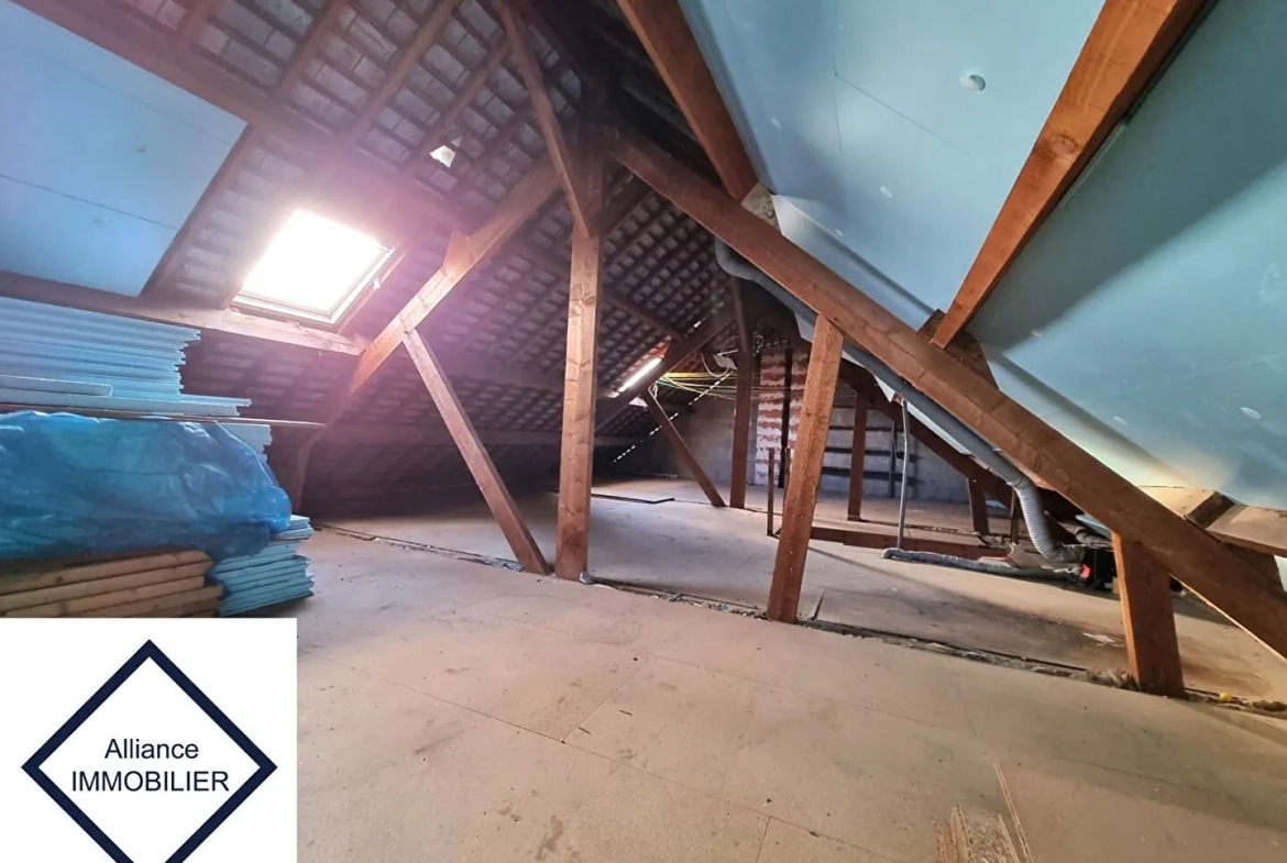 Maison familiale de 106 m² avec terrain ensoleillé à Gaël proche commodités 