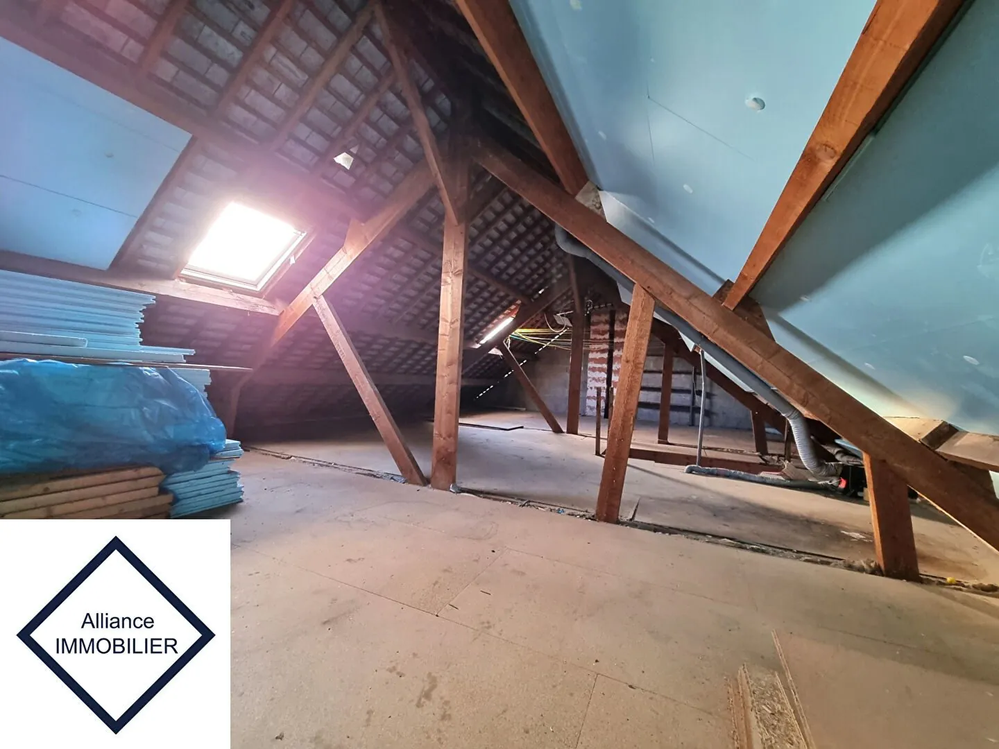 Maison familiale de 106 m² avec terrain ensoleillé à Gaël proche commodités 