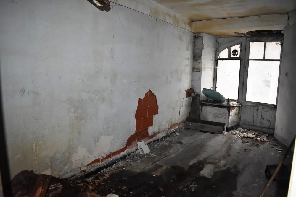 Maison ancienne à vendre à Saint-Béat-Lez avec potentiel de rénovation 