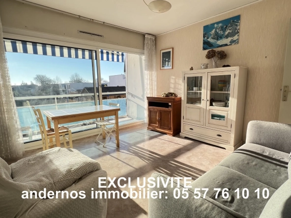 Appartement T2 en centre-ville d'Andernos avec balcon, vue dégagée